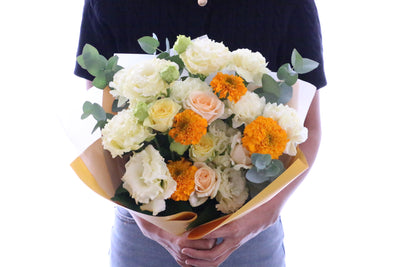 黄色・オレンジ色の花束 8,000円