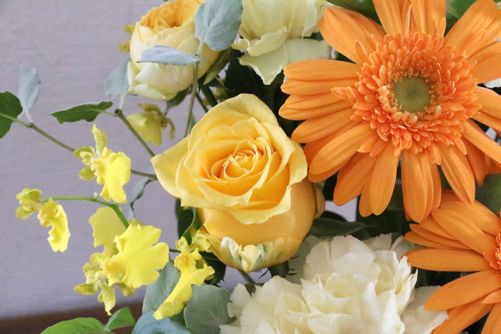 黄色・オレンジ色のアレンジメント 5,000円