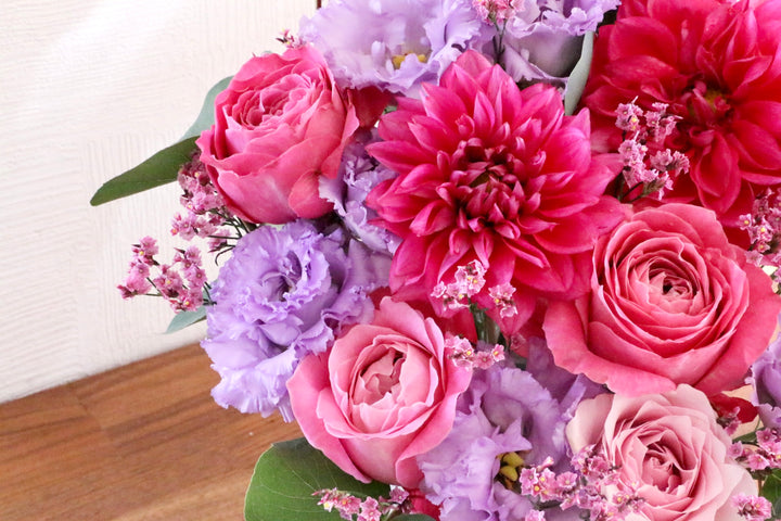 紫・ピンクのアレンジメント 9,000円