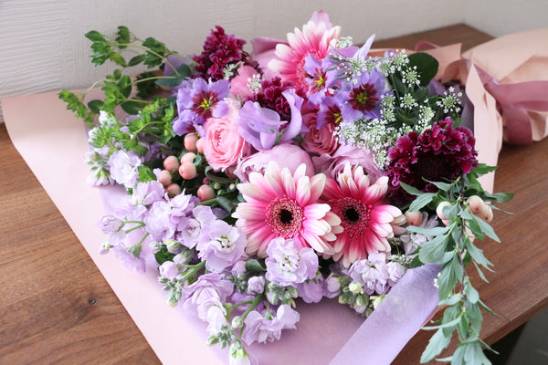 紫・ピンクの花束 10,000円