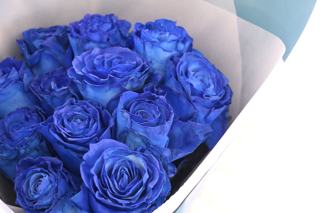 【大輪】12本の青いバラの花束