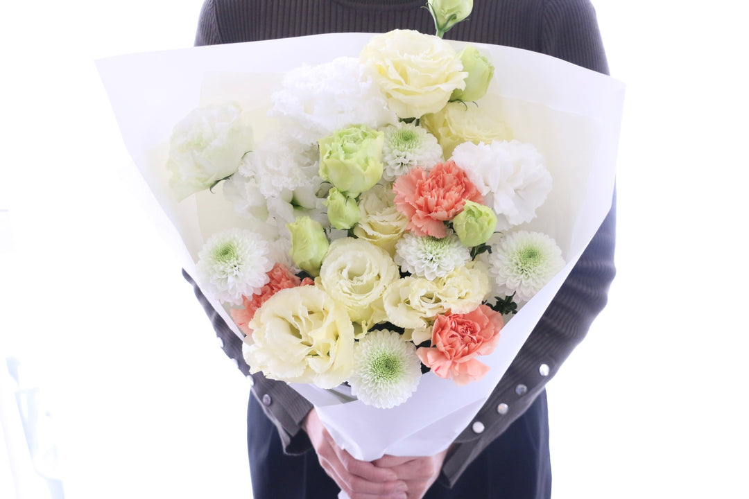 【供花】白色・黄色・オレンジ色のお供え花束 8,000円