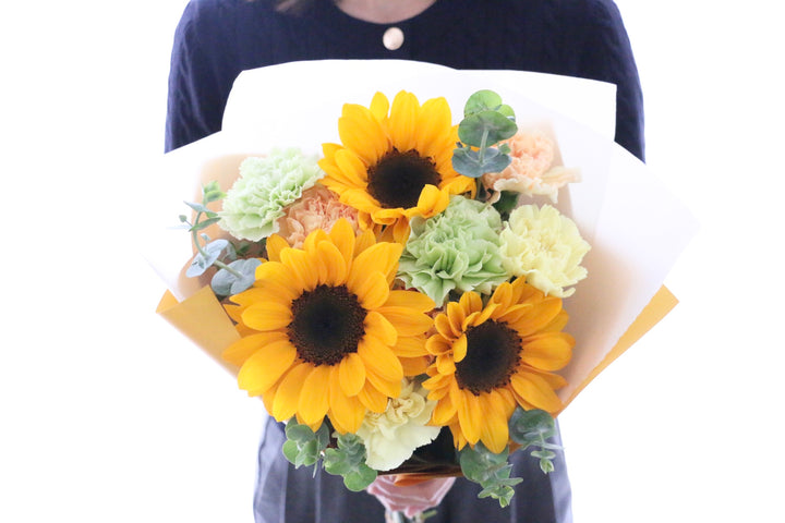 ひまわり入りの花束 4,000円
