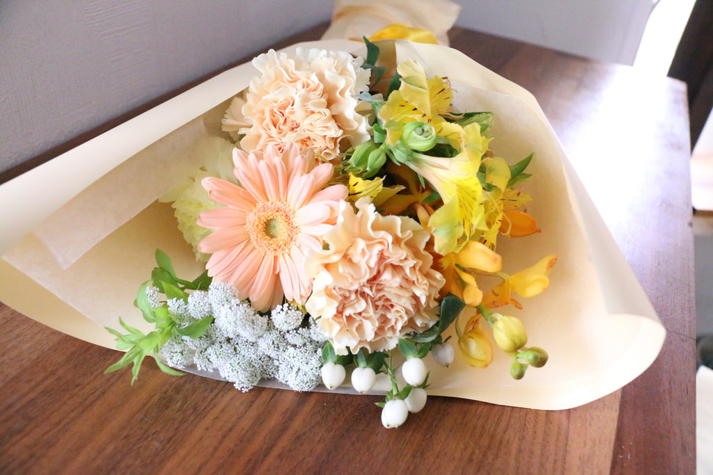 くまきち＆オレンジイエロー系小花三日月リース＆ピンク系小花スワッグ籠付き ds-kanai-sunflower-bundle2-mix
