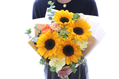 ひまわり入りの花束 5,000円