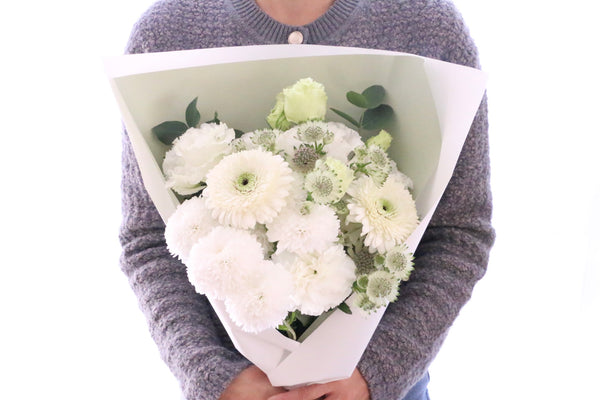 【供花】白色・グリーンのお供え花束 5,000円