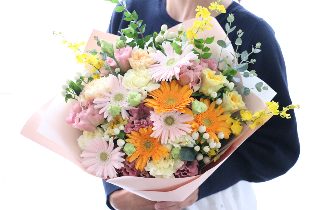 ピンク・黄色の花束  12,000円