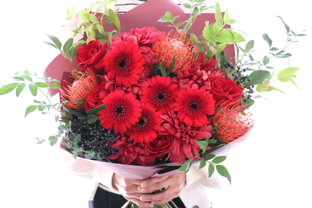 赤色の花束 15,000円