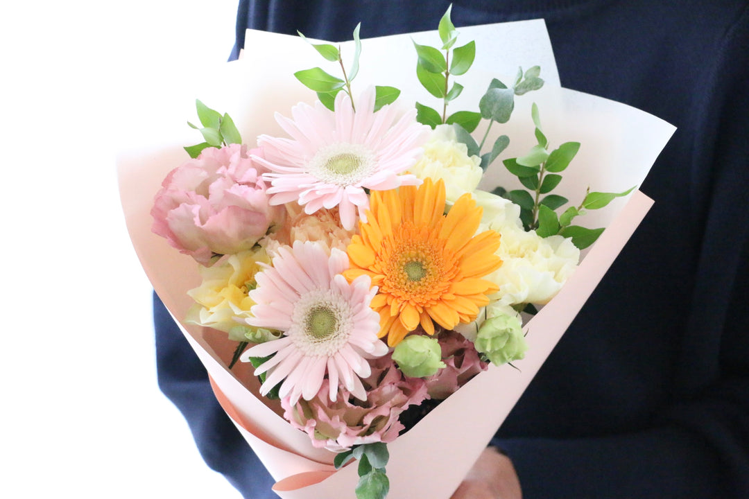 ピンク・黄色の花束  4,000円