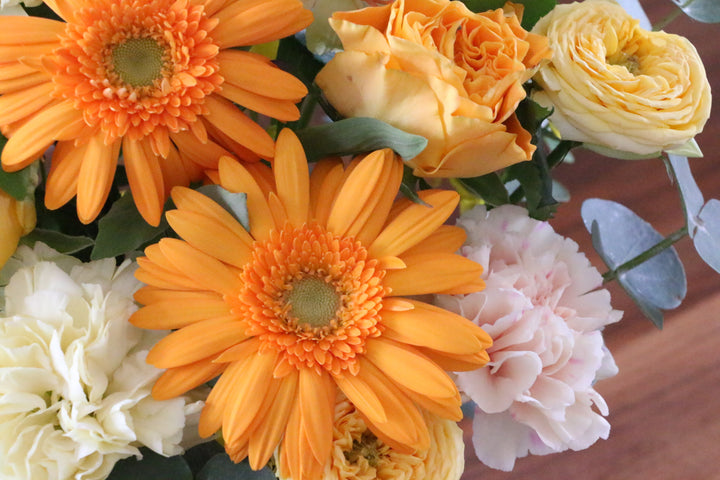 黄色・オレンジ色のアレンジメント 6,000円