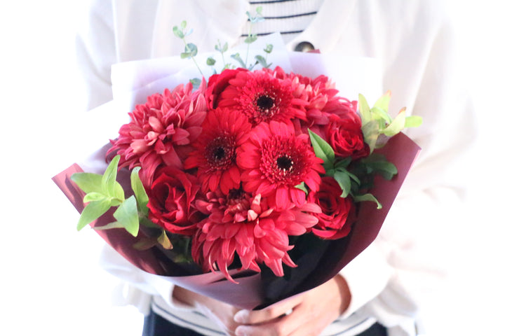 赤色の花束 6,000円