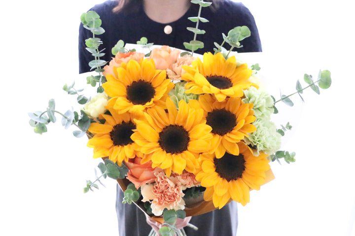 ひまわり入りの花束 10,000円