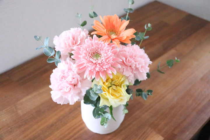 ピンク・黄色のアレンジメント  3,000円