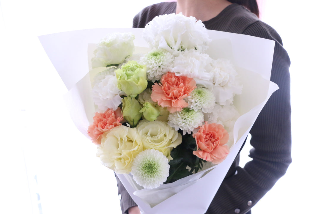 【供花】白色・黄色・オレンジ色のお供え花束 7,000円