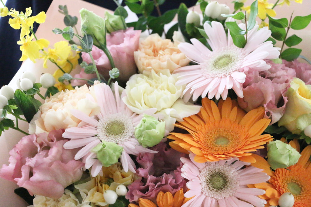 ピンク・黄色の花束  12,000円