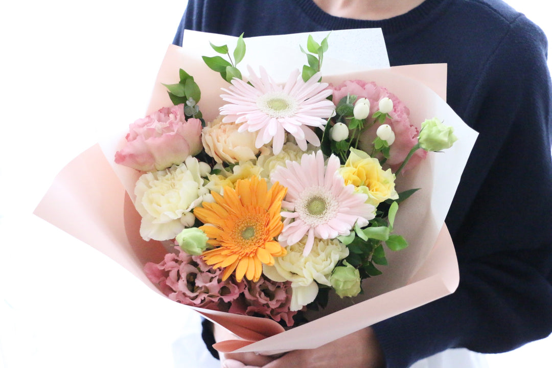 ピンク・黄色の花束  6,000円
