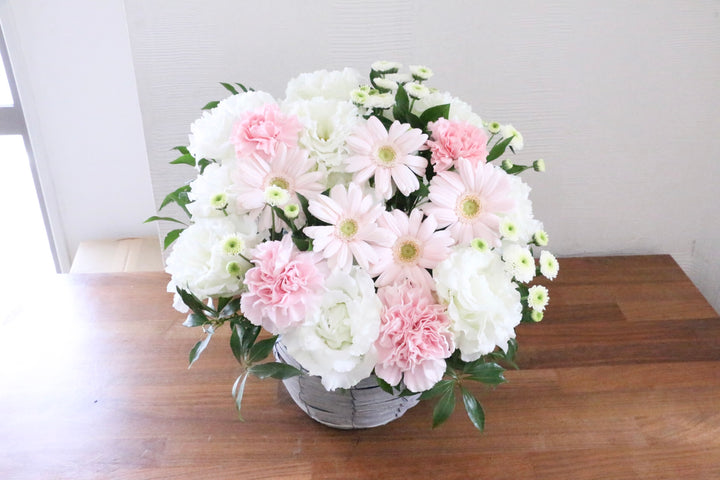 【供花】白色・ピンク色のお供えアレンジメント 9,000円