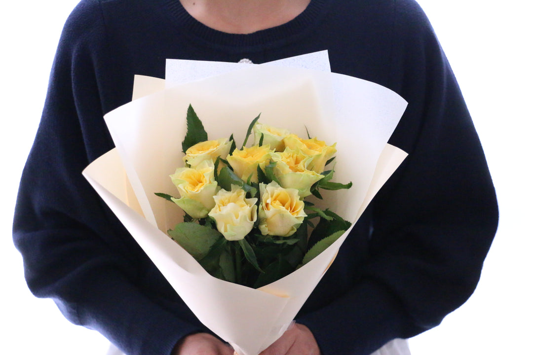 黄色いバラの花束（8本）-あなたの思いやりに感謝します