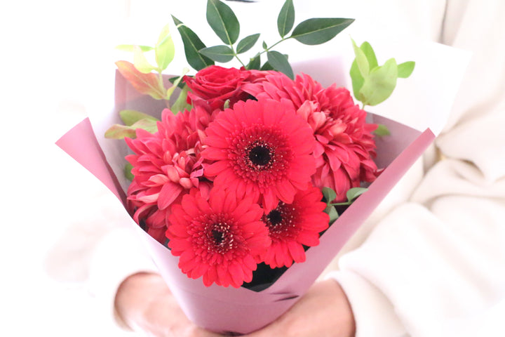 赤色の花束 3,000円