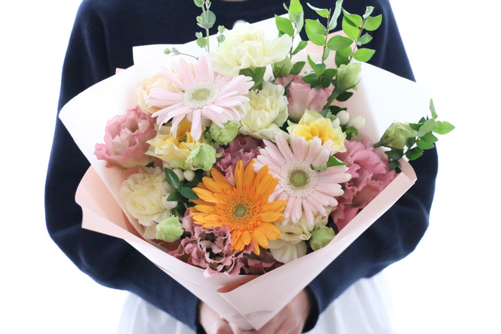 ピンク・黄色の花束  7,000円
