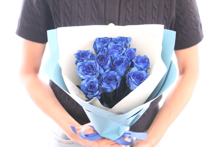 12本の青いバラの花束-私の妻になってください