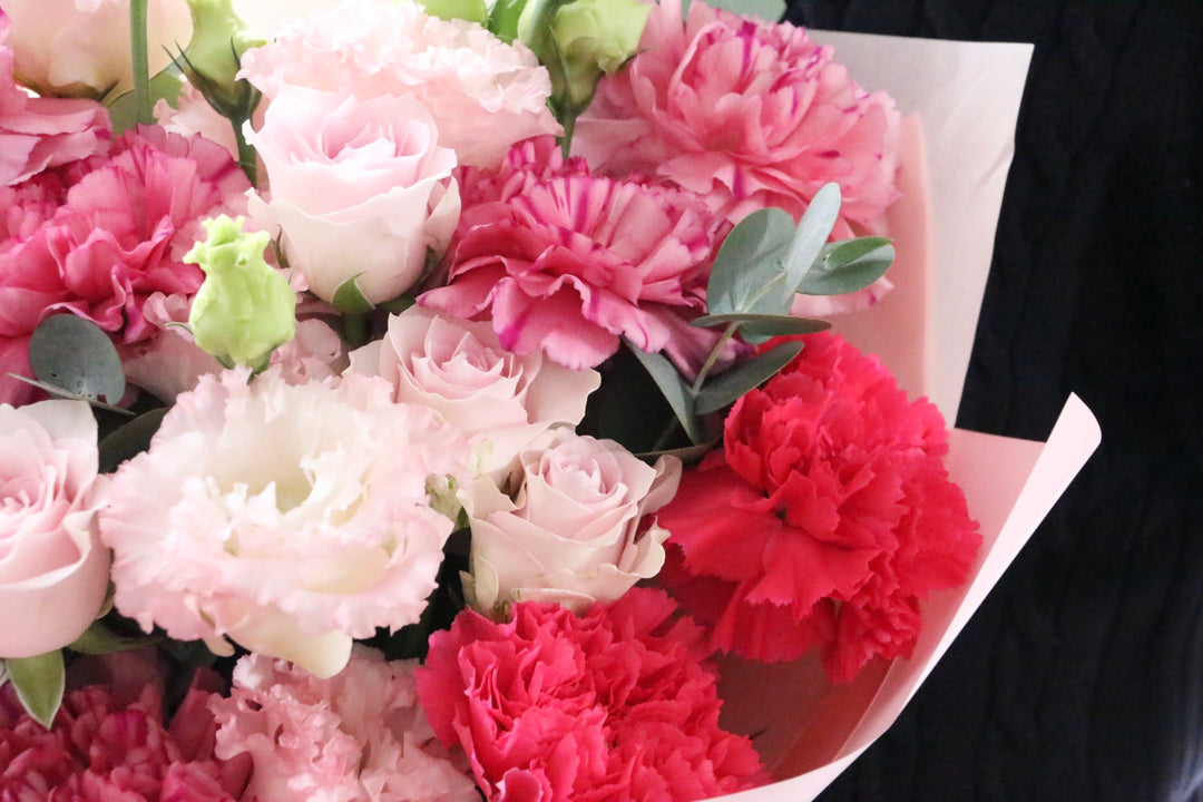 ピンク系の花束 9,000円