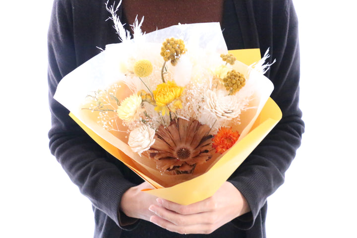 黄色のドライフラワーの花束 Sサイズ　3,000円