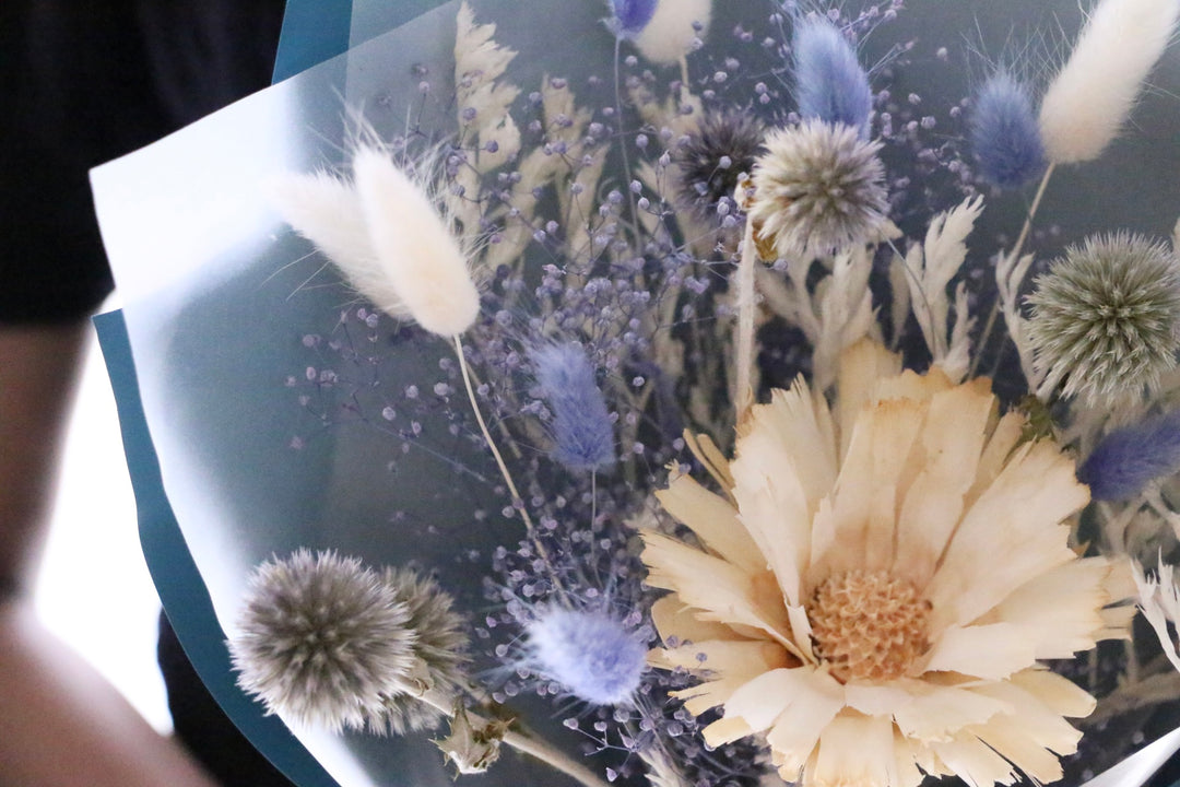 青系のドライフラワーの花束 Sサイズ　3,000円