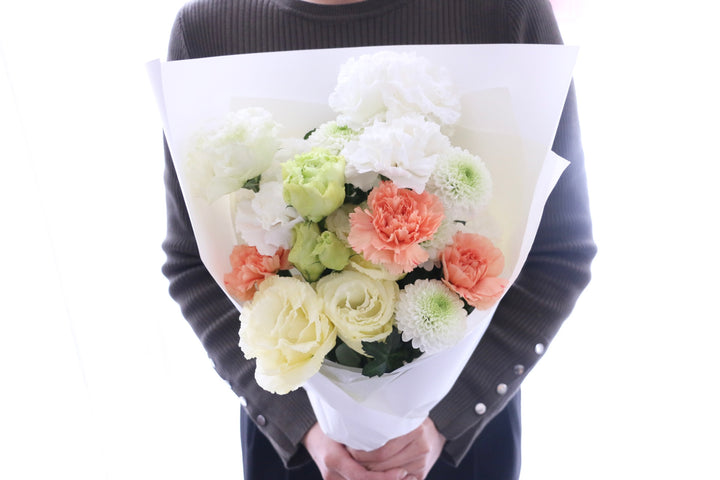 【供花】白色・黄色・オレンジ色のお供え花束 6,000円