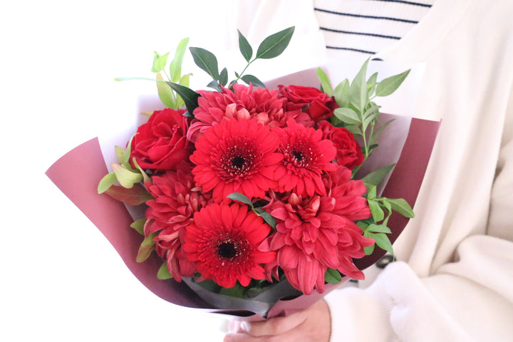 赤色の花束 5,000円