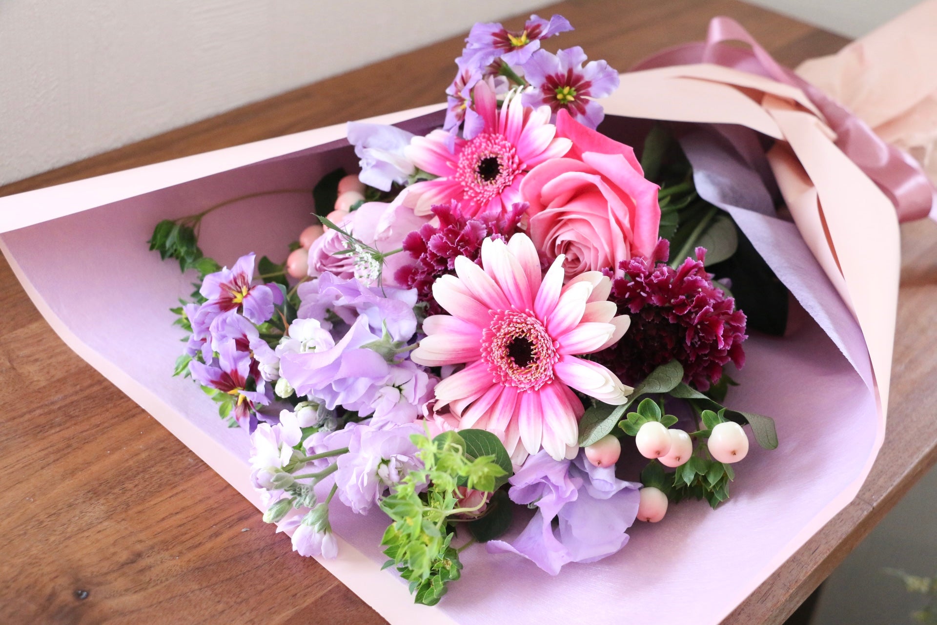 希少！銀座　和光　WAKO シルバー925 薔薇　造花　ピンク　銀製品　飾り 紫・ピンクの花束 6,000円 – 花・花束の通販サイト｜HanaTaku