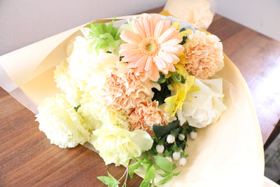黄色・オレンジ色の花束 5,000円