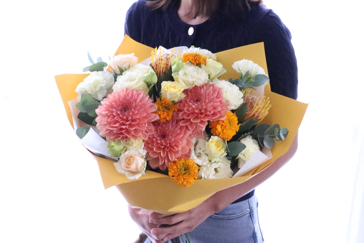 黄色・オレンジ色の花束 12,000円