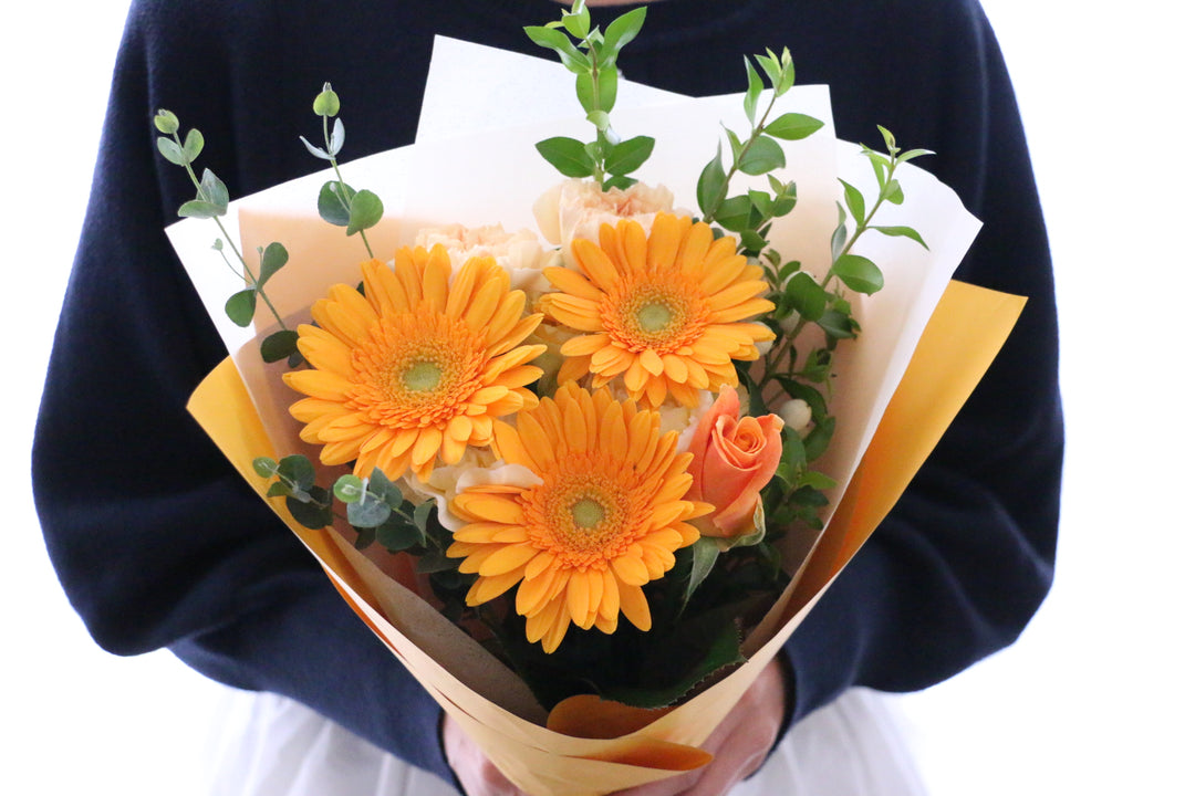 黄色・オレンジ色の花束 5,000円