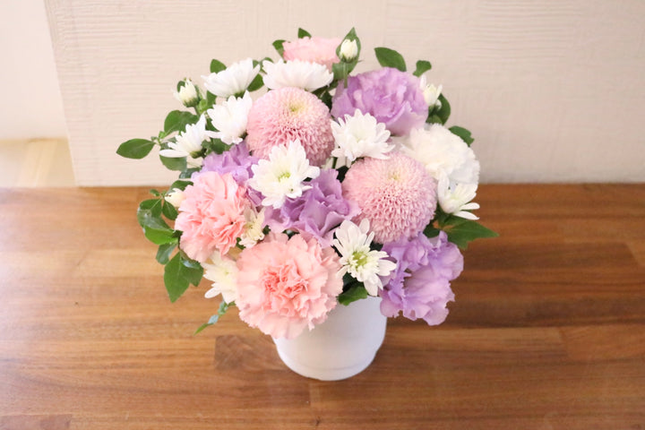 【供花】白色・ピンク色・紫色のお供えアレンジメント 5,000円