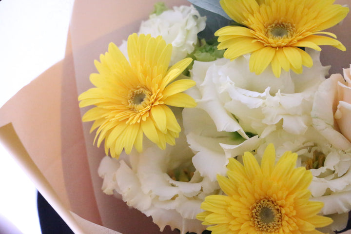 黄色ガーベラ入りの花束 Sサイズ 3,000円