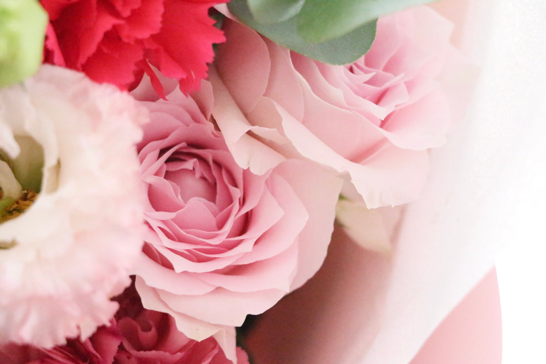 ピンク色バラ入りの花束 Sサイズ 5,000円