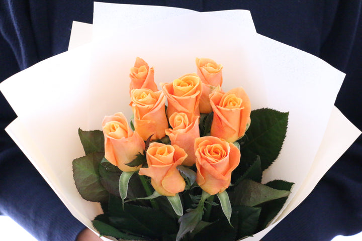 オレンジ色バラの花束（9本）-いつまでも一緒にいてください