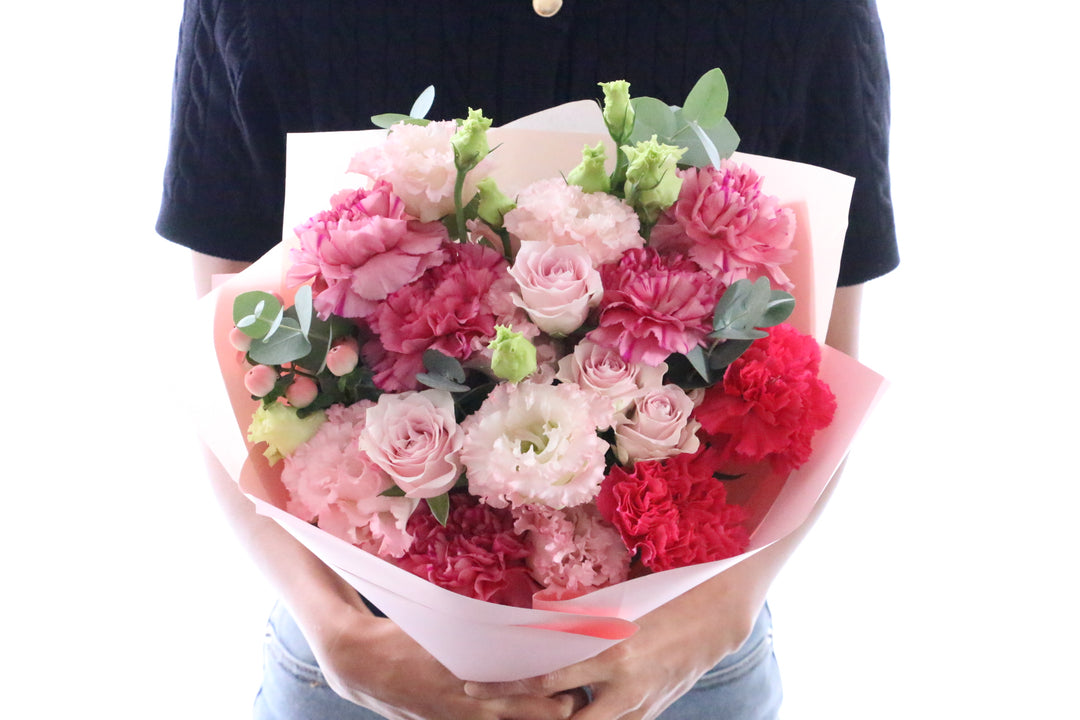 ピンク系の花束 9,000円