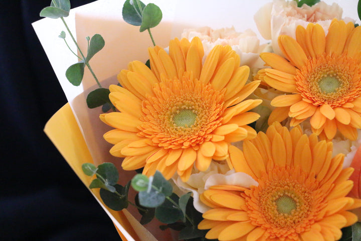 黄色・オレンジ色の花束 5,000円