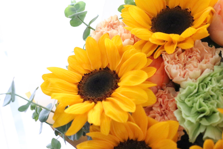ひまわり入りの花束 7,000円