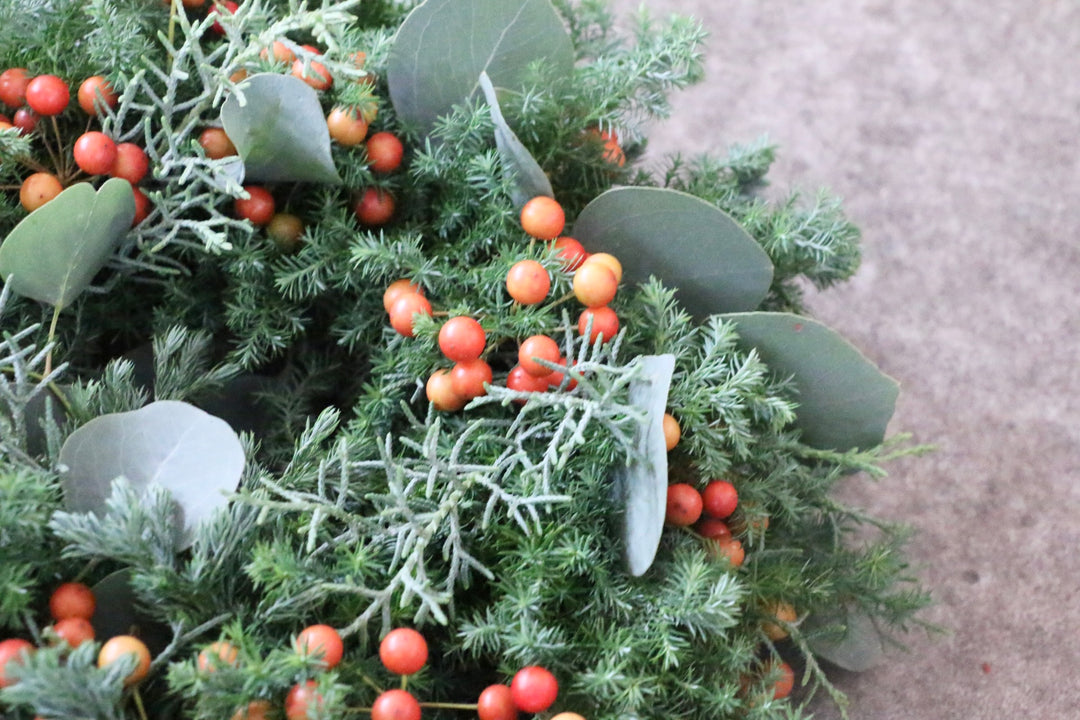 赤い実のフレッシュクリスマスリース Sサイズ