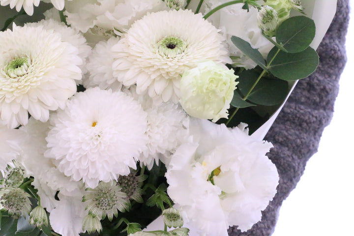 【供花】白色・グリーンのお供え花束 7,000円