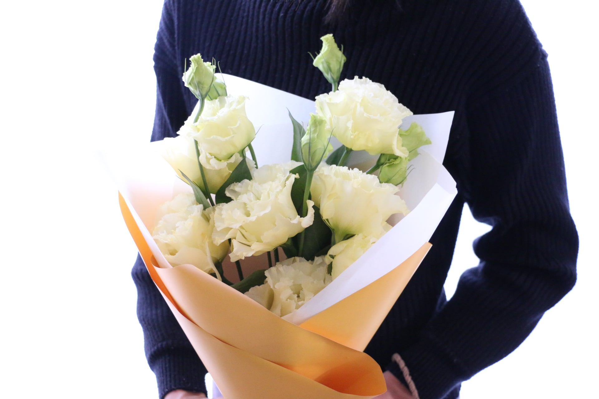 クリーム色のトルコキキョウの花束（3本） – 花・花束の通販サイト