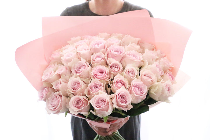 44本のピンク色のバラの花束-変わらぬ愛