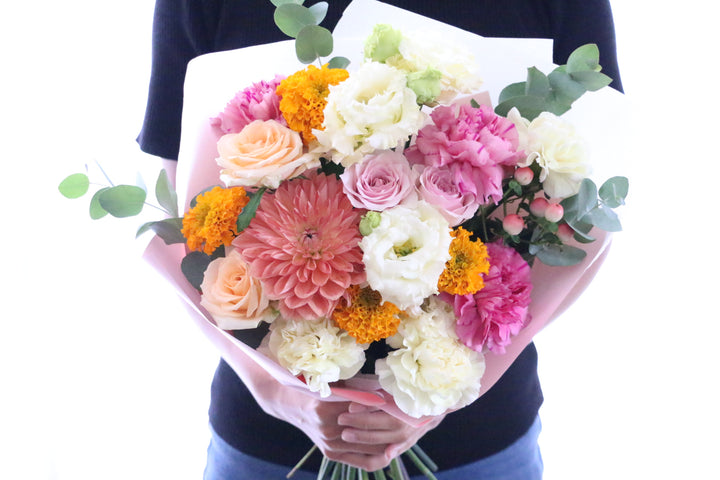 ピンク・黄色の花束  9,000円