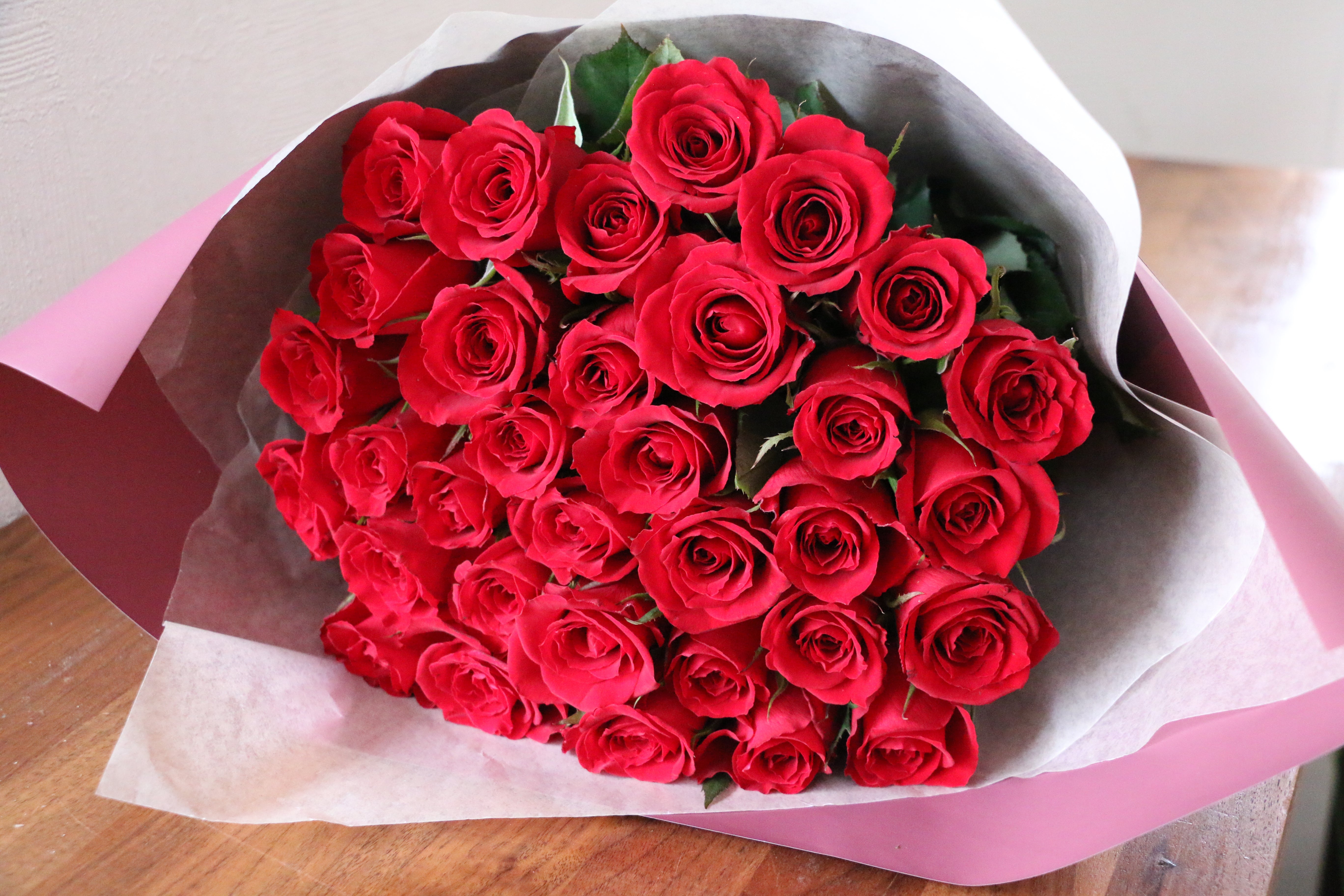 赤い薔薇 33本のバラの花束-生まれ変わってもあなたを愛します – 花・花束の通販